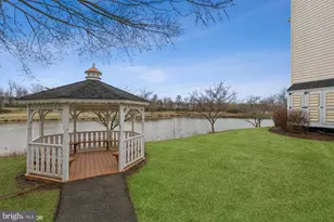 25340 Lake Mist Square, Chantilly, VA 20152 - Photo 1