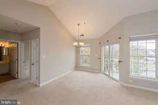 25340 Lake Mist Square, Chantilly, VA 20152 - Photo 5