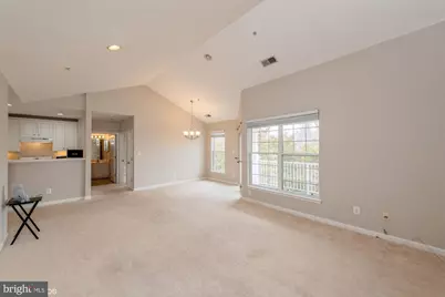 25340 Lake Mist Square #301, Chantilly, VA 20152 - Photo 9