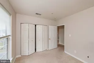 25340 Lake Mist Square, Chantilly, VA 20152 - Photo 19