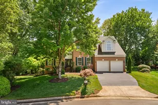 20460 Swan Creek Ct, Sterling, VA 20165 - Photo 5