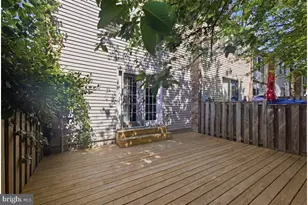 100 Marcum Ct, Sterling, VA 20164 - Photo 29