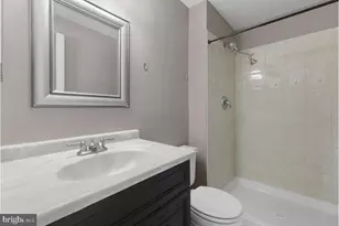 100 Marcum Ct, Sterling, VA 20164 - Photo 27