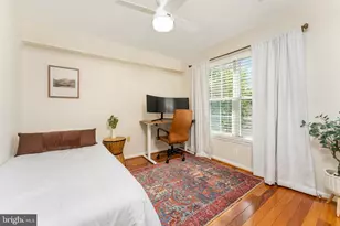 25504 Heathfield Cir, Chantilly, VA 20152 - Photo 23