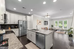 42831 Burrell Square, Ashburn, VA 20147 - Photo 15