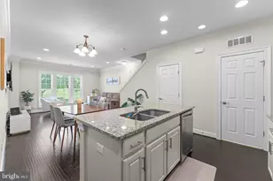 42831 Burrell Square, Ashburn, VA 20147 - Photo 17