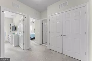 42831 Burrell Square, Ashburn, VA 20147 - Photo 31