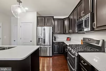 1102 Ribbon Limestone Terrace SE, Leesburg, VA 20175 - Photo 5