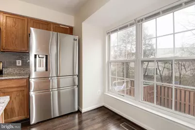 22037 Manning Square, Sterling, VA 20166 - Photo 15