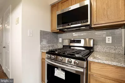 22037 Manning Square, Sterling, VA 20166 - Photo 19