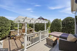41704 Bloomfield Path St, Ashburn, VA 20148 - Photo 59