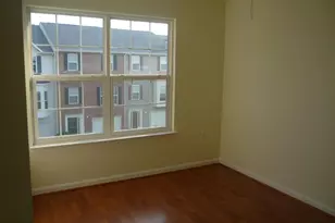 552 Sparkleberry Terrace NE, Leesburg, VA 20176 - Photo 15