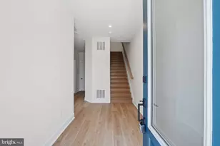 42100 Picasso Sq, Brambleton, VA 20148 - Photo 23
