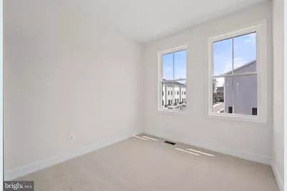 42100 Picasso Square, Brambleton, VA 20148 - Photo 15