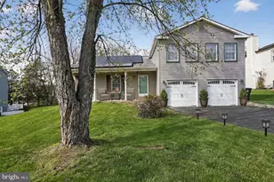 306 Lounsbury Ct NE, Leesburg, VA 20176 - Photo 1