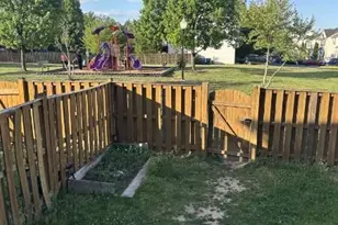424 Ginkgo Terrace NE, Leesburg, VA 20176 - Photo 13