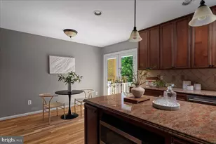 43576 Blacksmith Square, Ashburn, VA 20147 - Photo 11