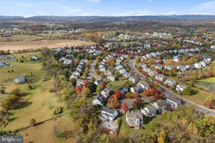 913 Strawberry Ct, Purcellville, VA 20132 - Photo 59