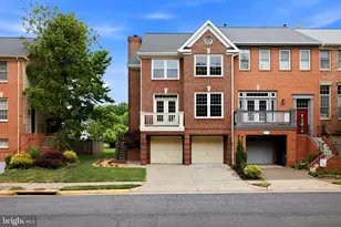 46681 Lynnhaven Square, Sterling, VA 20165 - Photo 3