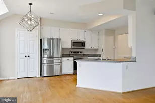 46681 Lynnhaven Square, Sterling, VA 20165 - Photo 33