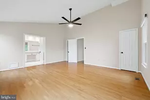 46681 Lynnhaven Square, Sterling, VA 20165 - Photo 41