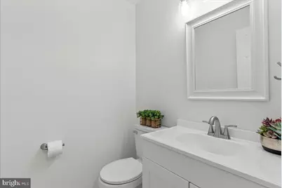 671 Burnside Terrace SE, Leesburg, VA 20175 - Photo 7