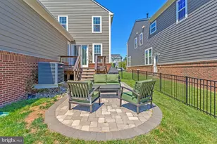 1007 Themis St SE, Leesburg, VA 20175 - Photo 47