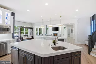 23518 Lovage Ct, Aldie, VA 20105 - Photo 29