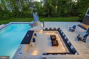 23518 Lovage Ct, Aldie, VA 20105 - Photo 3