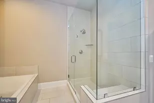20442 Northpark Dr, Ashburn, VA 20147 - Photo 29