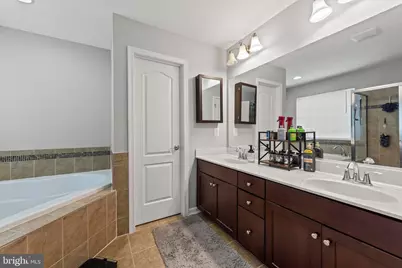 23215 Tradewind Drive, Brambleton, VA 20148 - Photo 25