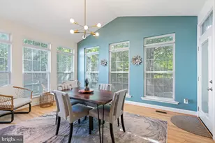 20893 Nerine Ct, Sterling, VA 20165 - Photo 17
