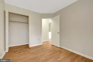 43 Sugarland Square Ct, Sterling, VA 20164 - Photo 23