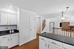 25 Whittingham Cir, Sterling, VA 20165 - Photo 15