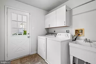 25 Whittingham Cir, Sterling, VA 20165 - Photo 19