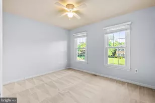 25 Whittingham Cir, Sterling, VA 20165 - Photo 27