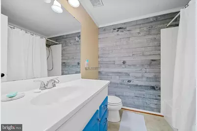 207 Silverleaf Drive, Sterling, VA 20164 - Photo 29