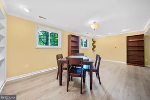 207 Silverleaf Dr, Sterling, VA 20164 - Photo 43