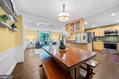 207 Silverleaf Drive, Sterling, VA 20164 - Photo 11
