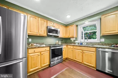 207 Silverleaf Drive, Sterling, VA 20164 - Photo 7