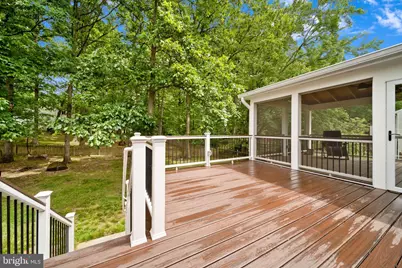 207 Silverleaf Drive, Sterling, VA 20164 - Photo 19
