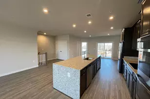20322 Newfoundland Sq, Ashburn, VA 20147 - Photo 9
