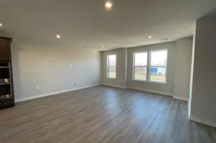 20322 Newfoundland Sq, Ashburn, VA 20147 - Photo 11