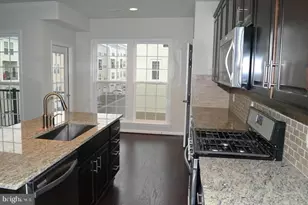 20704 Erskine Terrace, Ashburn, VA 20147 - Photo 9