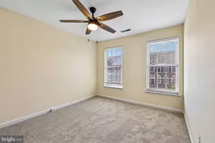 26071 Nimbleton Square, Chantilly, VA 20152 - Photo 23