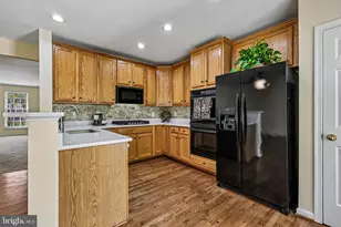 26071 Nimbleton Square, Chantilly, VA 20152 - Photo 21