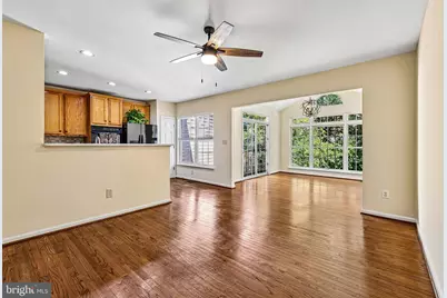 26071 Nimbleton Square, Chantilly, VA 20152 - Photo 15