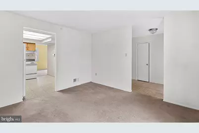 112 Richland Circle, Sterling, VA 20164 - Photo 5