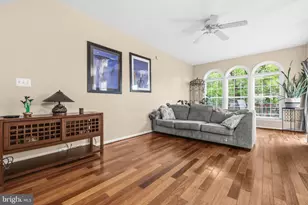 18304 Mill Ridge Terrace, Leesburg, VA 20176 - Photo 11