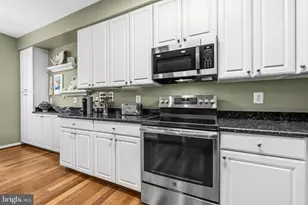 18304 Mill Ridge Terrace, Leesburg, VA 20176 - Photo 15